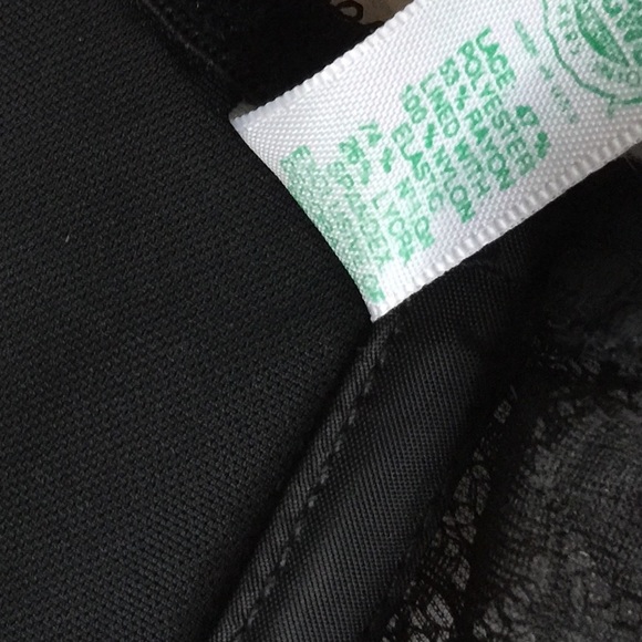 Vintage Carnival Black strapless bustier. - Picture 8 of 8